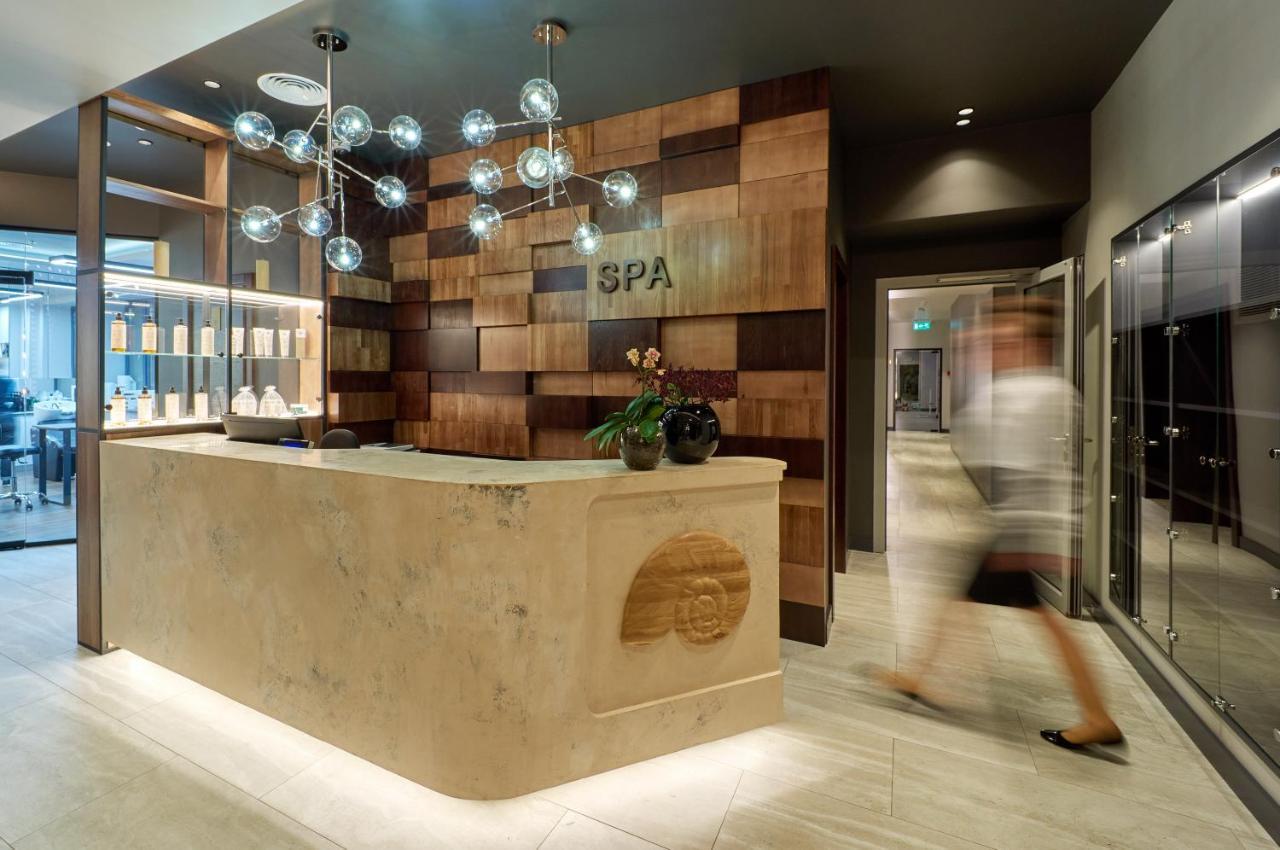 Premier Hotel Odessa Exteriör bild Spa reception