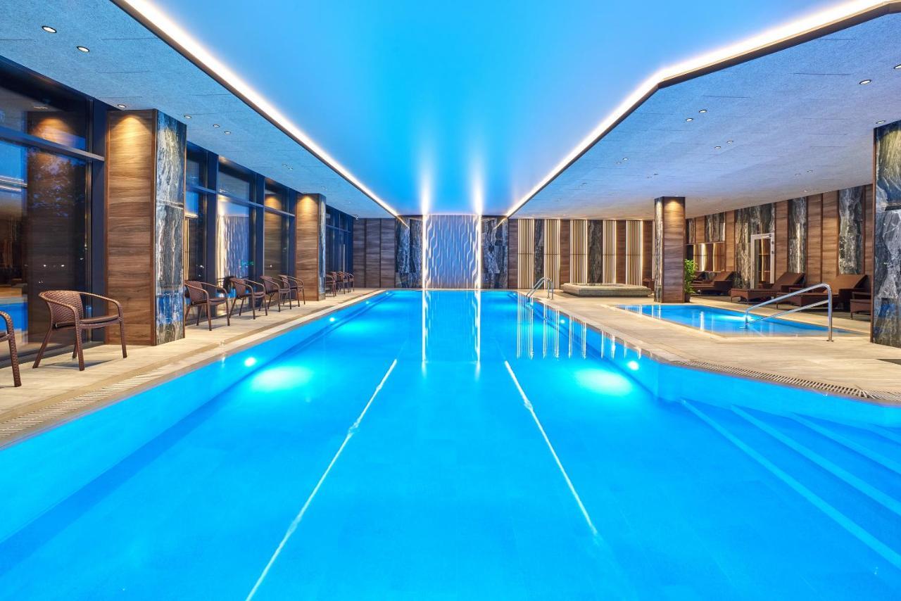 Premier Hotel Odessa Exteriör bild The swimming pool at the hotel