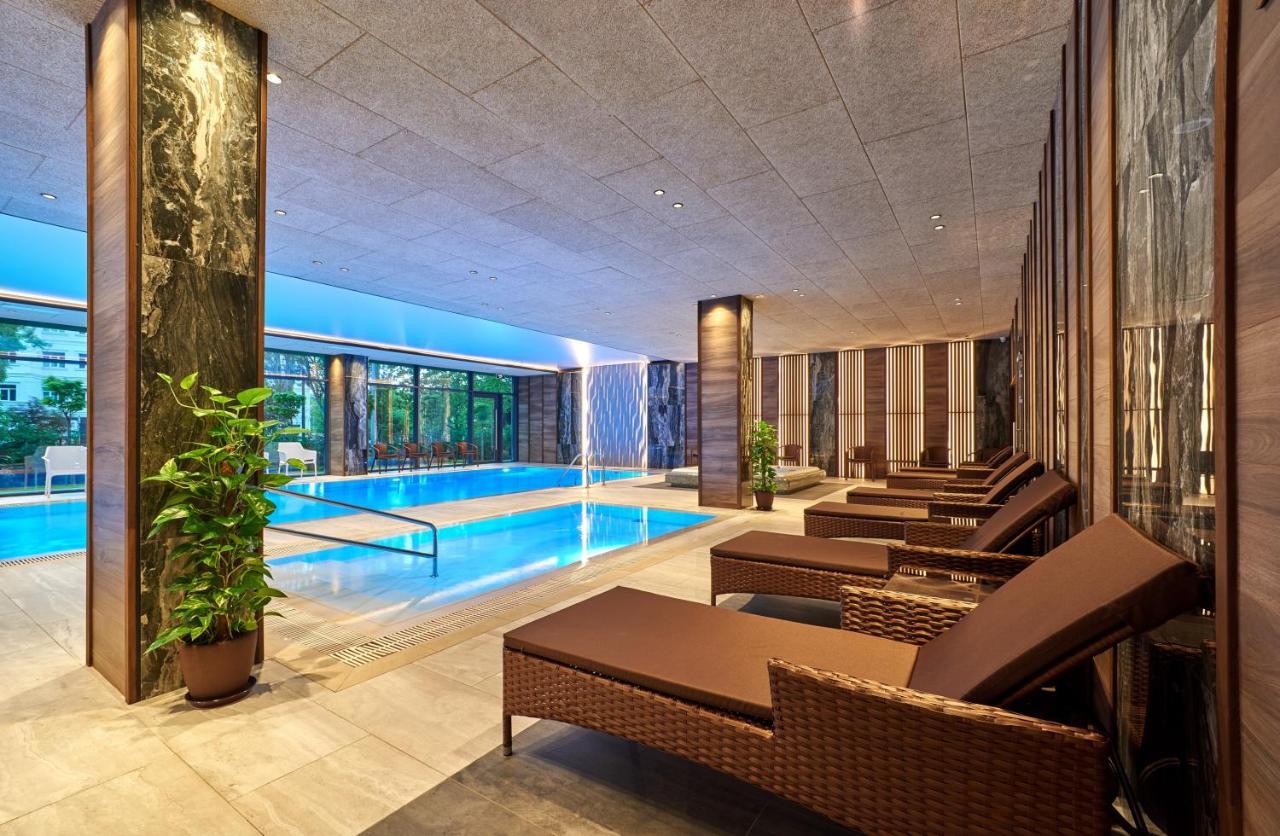 Premier Hotel Odessa Exteriör bild The spa at the Hotel